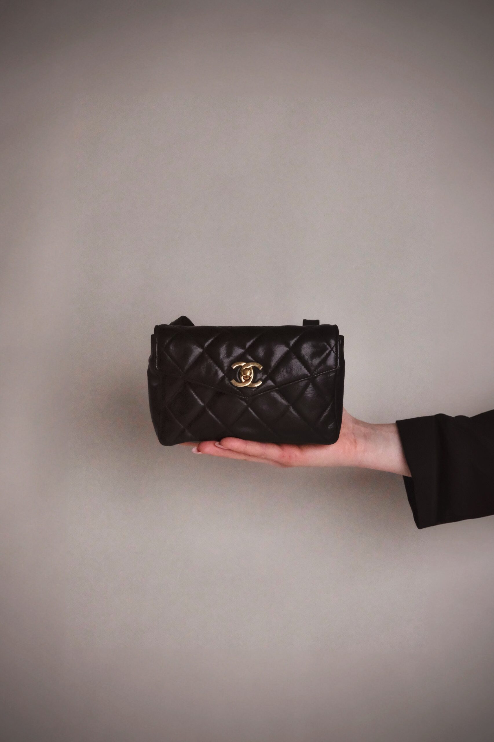 Matelassé Waist Bag